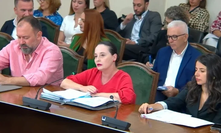 Mblidhet Komisioni për Çështjet Europiane, Dhuka: Hapa të sigurt në negociatat me BE