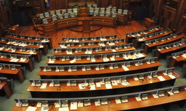 Mblidhet sërish Kuvendi i Kosovës, pritet zgjedhja e nënkryetarit nga pakica serbe