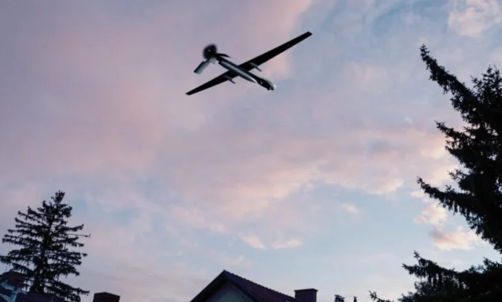 Mbrojtja ajrore ruse rrëzon dronin mbi Moskë, pezullohen fluturimet në aeroporte