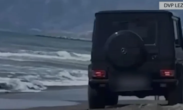 Me G-Class xhiro në breg të detit, shoqërohet në komisariat 23-vjeçari në Lezhë