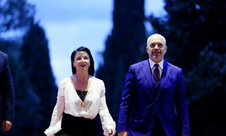 “Më pëlqeu Edi më i shkurtër se Meloni”, Linda Rama: Është i njëjti që shkon te Macron me atlete të bardha apo kur bën kamerierin për të ftuarit