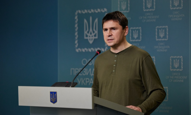 Mesazhi i këshilltarit të Zelenskyt: Territoret nuk preken, armëpushimi “kusht i parë”
