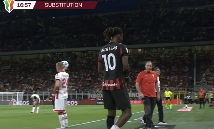 Milan-Bari! Leao i pafat, shënon gol dhe më pas largohet nga fusha e lojës (video)