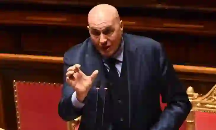 Ministri italian, Crosetto: Qeveria izraelite ka humbur mendjen dhe njerëzimin. Lufta kundër terroristëve s’është më një justifikim!