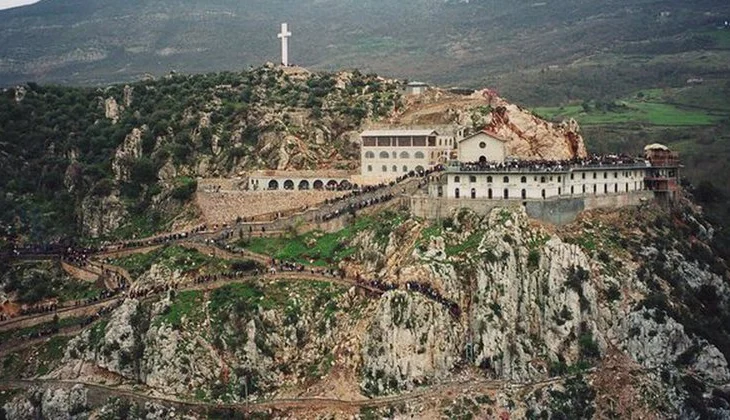 Misteri i Kishës së Laçit/ Si u paralizuan 32 ushtarët që shkuan për të prishur muret