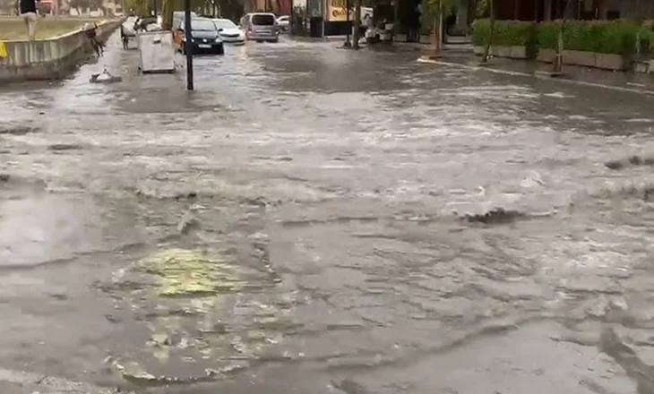 Moti i keq, ndërpritet energjia elektrike në Durrës