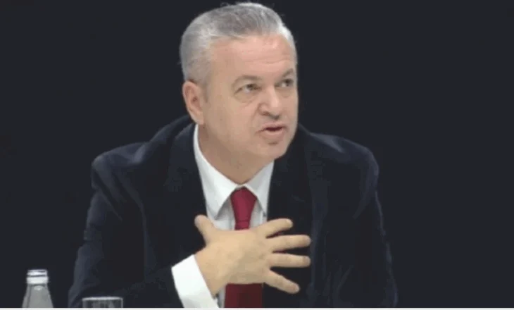 Murrizi: Po votuat gjithë kohën mashtrues e hajdutë, edhe gjithë jetën do iu marrë lumi