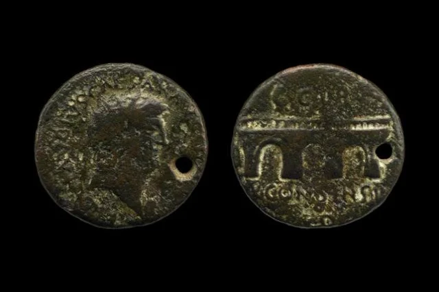 Muzeu britanik korrigjon gabimin në koleksionin e monedhave