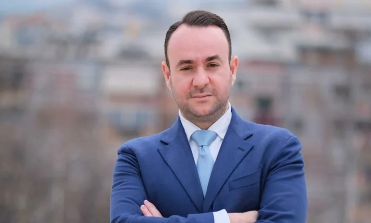Na vodhën hajdutët/ Balliu i pakënaqur me mitingjet: Ta rrëzojmë Ramën me protesta