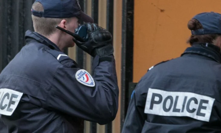 Ndjekje spektakolare nëpër rrugë/ Shqiptarit i gjenden në shtëpi 52 kg drogë dhe mbi 100 mijë euro