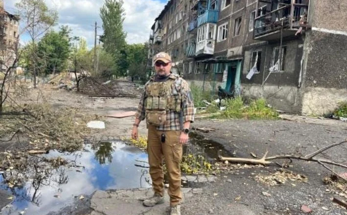 Në Donbas, në bunkerët e vijës së parë, majori ukrainas: Lufta me Rusinë është kush i rinovon dronët më shpejt. Kina më e fituara