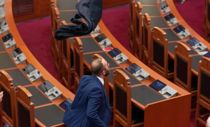 Në PD ‘beteja’ bëhet për karrigen e Gazment Bardhit