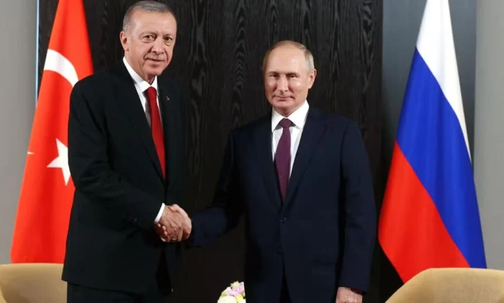 Negociatat Rusi-Ukrainë/ Putini bisedë telefonike me Erdogan