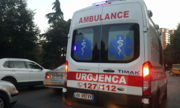 Ngjarje e rëndë në Maliq, sherr me thika mes të miturve, ndërron jetë 14-vjeçari