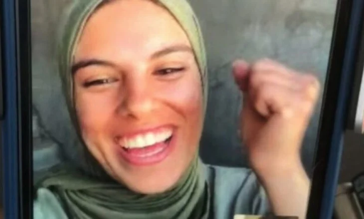 Një buzëqeshje në errësirë: Fati tragjik i Fatma Hassouna, gazetarja që u shënjestrua në mes të luftës në Gaza