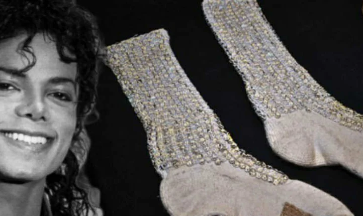 Një çorape e Michael Jackson shitet për 6,200 euro në ankand,trashëgimia që nuk zbehet kurrë