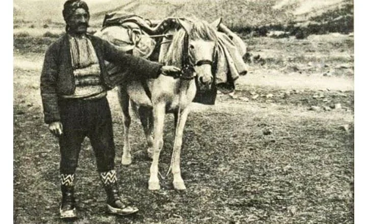 Një studim i rrallë francez për shtypin shqiptar të viteve 1848 – 1939