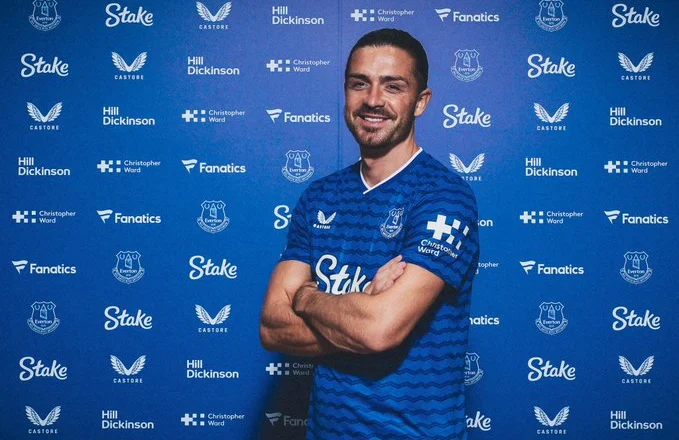 Nuk ndryshon ‘ngjyrë’, Grilish te Everton