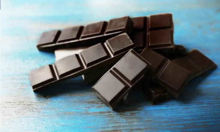 Nutricionistët rekomandojnë çokollatën – sa e dobishme është në të vërtetë?