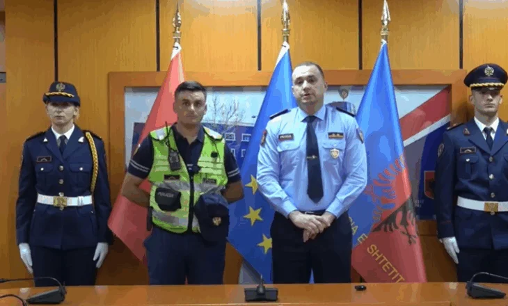 Nxori nga automjeti të aksidentuarit, Proda i dorëzon policit hero Certifikatën për Shërbime të Dalluara