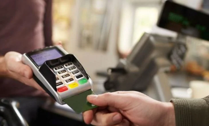 Paraja elektronike duhet të jetë alternativë dhe jo monopol