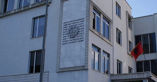 Pastrimi i parave? AMF zbarkon me rregulla të reja për sigurimet dhe financat!