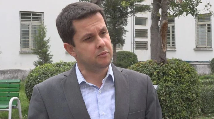 “PD gati për aksion”, Alimehmeti paralajmëron: Shtatori sjell aksionin e opozitës, protestat janë të pashmangshme