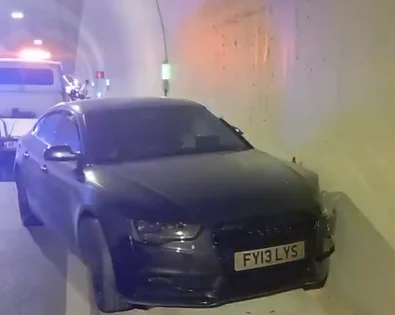 Përplasen tre automjete në tunelin e Llogarasë, shkaktohet trafik