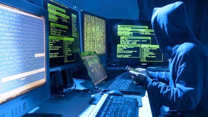 Piramida online grabiti 20 mln USD/ Ekspertët e IT: 10 mijë viktima, shumica janë shqiptarë