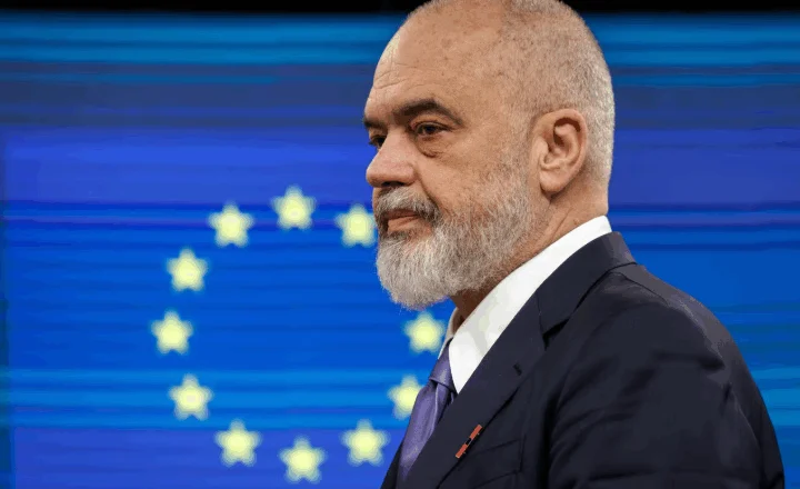Politico: Shqipëria përdor IA për qeverisje, integrimin në BE dhe luftën ndaj korrupsionit