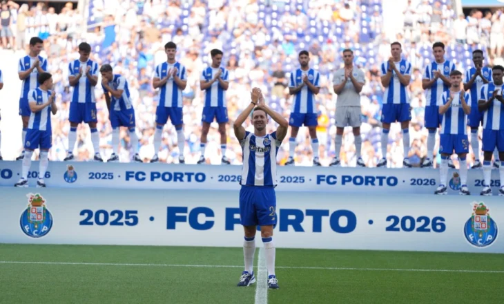 Porto befason tifozët në miqësoren ndaj Atletico Madrid, zyrtarizon në mënyrë surprizë sulmuesin e njohur