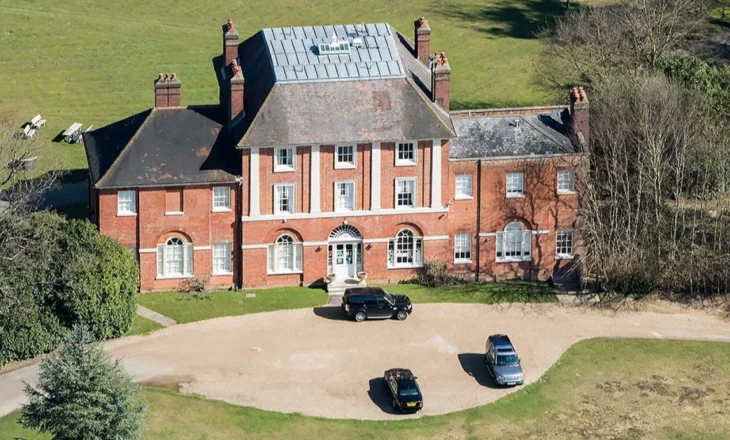 Princi William përgatitet të zhvendoset në Forest Lodge, britanikët të shqetësuar për të ardhmen e Pallatit Buckingham