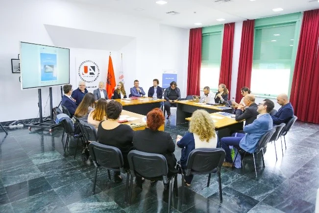 Projekti UNIVALENS, për të realizuar një model bashkëpunimi ndërkufitar për universitetet
