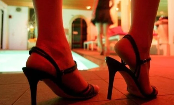 Prostitucioni në Vlorë/ Nën hetim dy kineze dhe klientët, në kërkim organizatorja