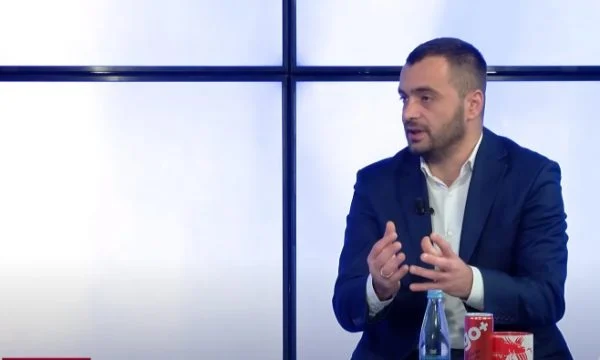 “Protesta po përdoret politikisht”/ Mosbindja në Prishtinë, reagon deputeti i VV-së: Motivime që janë problematike