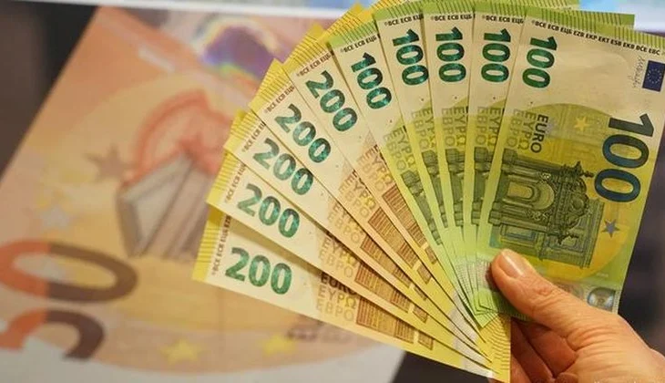 Pse bizneset preferojnë të kursejnë në euro?