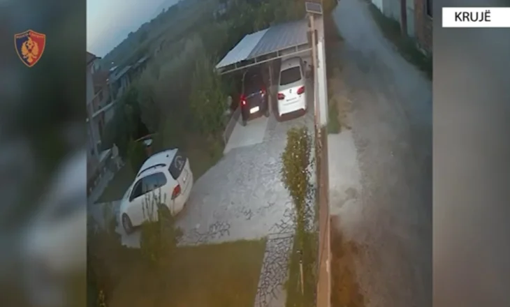 Qëlloi me armë drejt banesës së komshiut pas një konflikti, arrestohet 18-vjeçari me precedent kriminal në Krujë