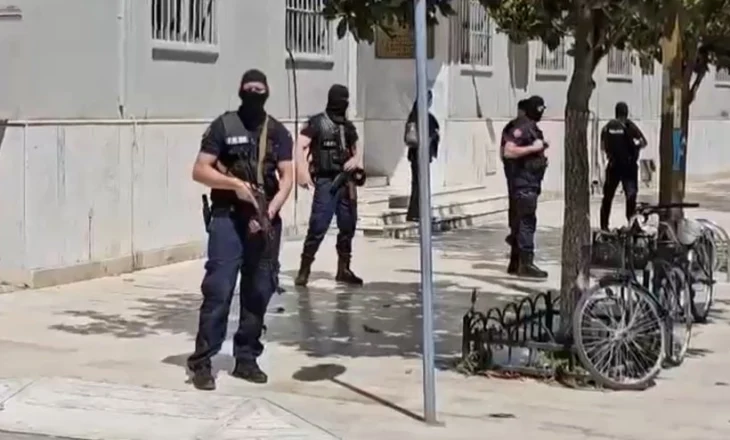 Qëlluan me armë ndaj policisë/ Gjykata e Durrësit jep masën e sigurisë për Ardit Domin dhe Leonard Çalin