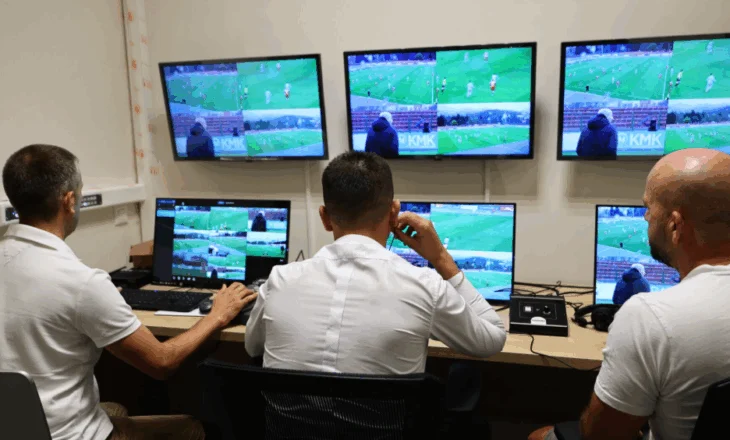 Qendra e re e sistemit VAR në “Shtëpinë e Futbollit”, Sektori i Arbitrimit zhvillon trajnim për zyrtarët e “Abissnet Superiore” & Kategorisë së Parë
