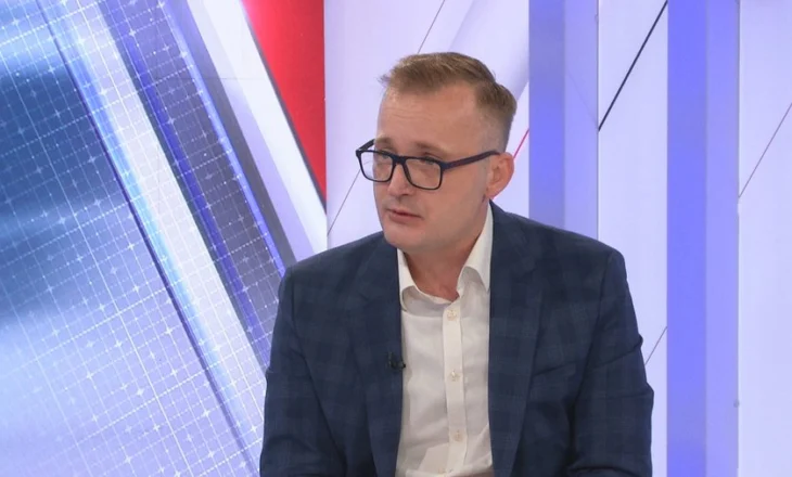“Qeveria e re me mercenarë nga PD”, demokrati: Opozita nuk duhet të hyjë në Kuvend, e pamoralshme