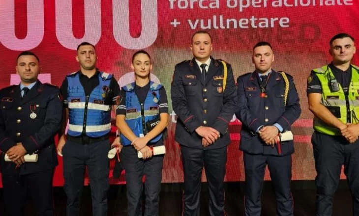 Rama dekoroi 5 policë për guximin në shuarjen e zjarreve, Proda: Shembulli që na bën krenarë të gjithëve