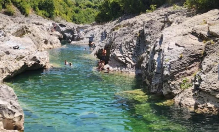 Rama ndan pamje mahnitëse nga Prekali dhe Ura e Shtrenjtë (FOTO)