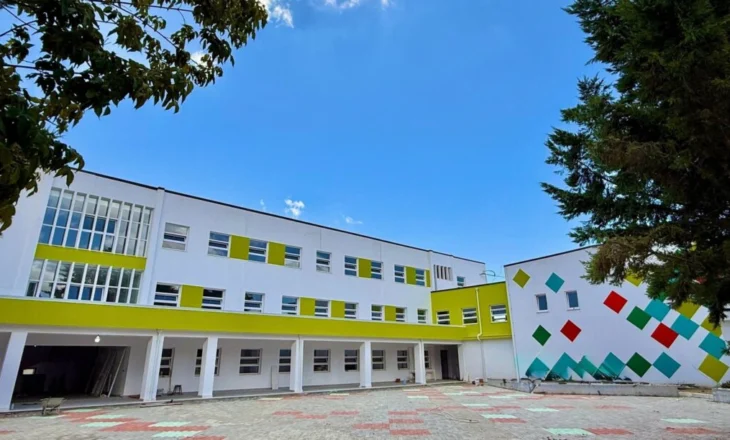 Rama ndan pamjet: “Jani Nushi” në Lushnjë, gati për të pritur nxënësit me ambiente moderne
