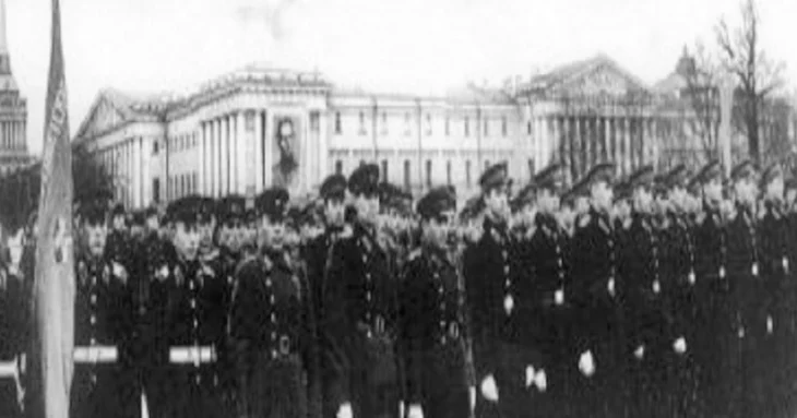 Raporti sekret: Nënkoloneli rumun, Birçak, më tha se ju shqiptarët nuk e dini se Enver Hoxha…