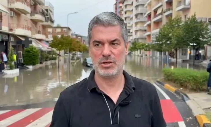 Reshjet e shiut rëndojnë akset e Vlorës, kryebashkiaku Dredha i bën thirrje qytetarëve për kujdes gjatë qarkullimit