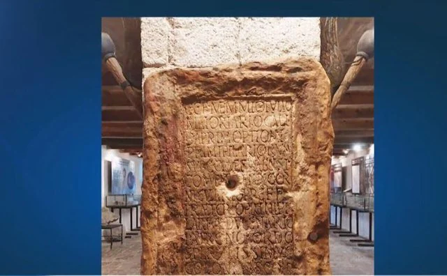 Riprodhohet mbishkrimi latin i shekullit të tretë në Kështjellën e Rozafës