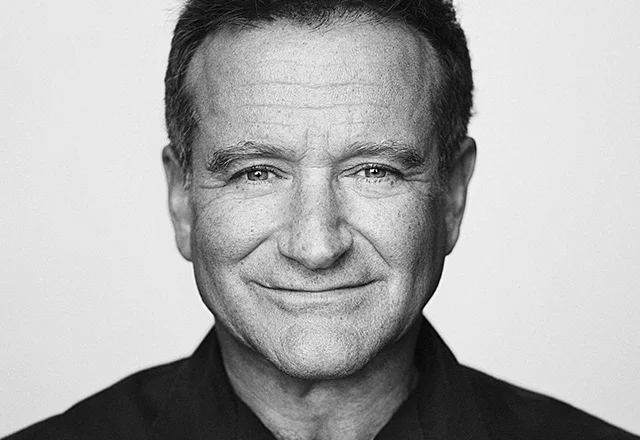 Robin Williams, një yll që ndrin akoma në historinë e filmit dhe komedisë