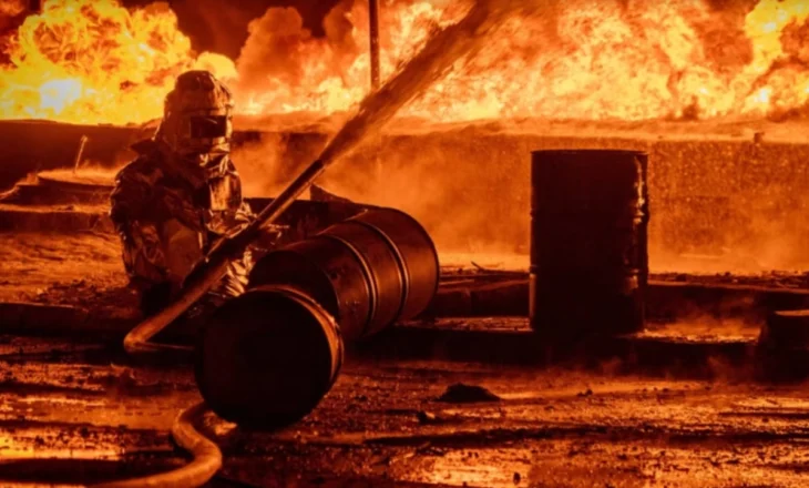 Rusia godet rrjetin energjetik të Ukrainës, mijëra banorë në mes të errësirës