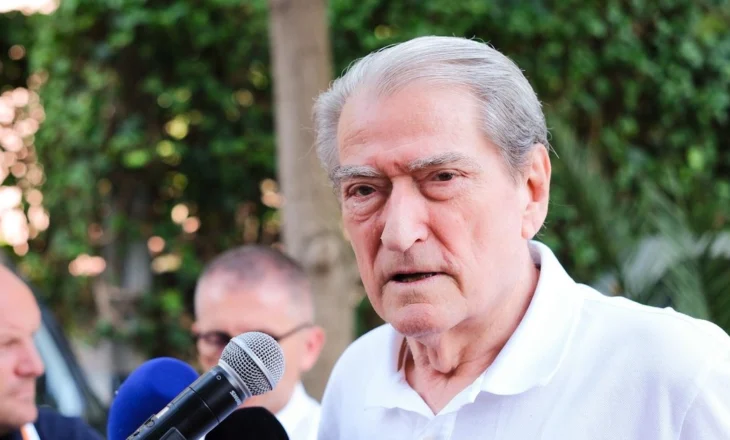 Sali Berisha paraqitet në SPAK, vijon akuzat: Janë informuar kartelet e drogës, 250 urdhër-arreste s’janë ekzekutuar…