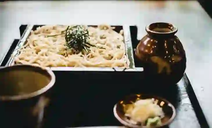Sekreti japonez për të ndihmuar ngopjen me më pak ushqim